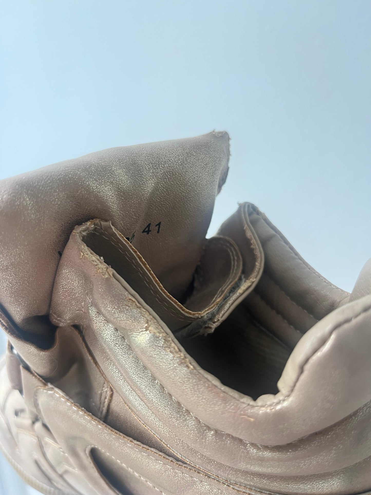 Golden wedge sneaker