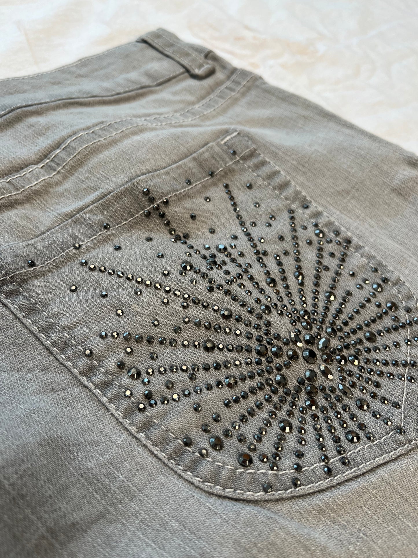 Grey Y2K pants #0002