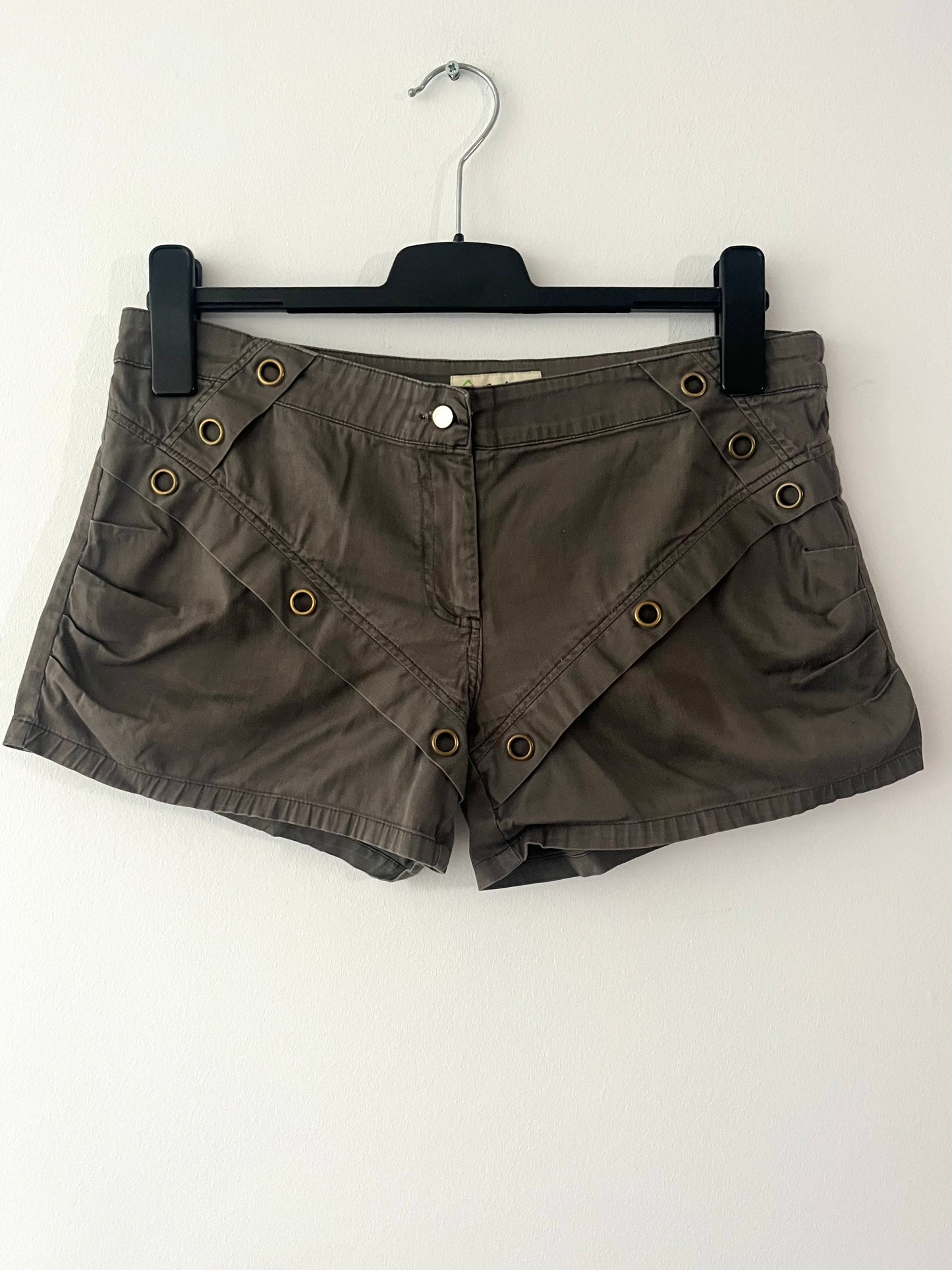 Khaki shorts studded #0037