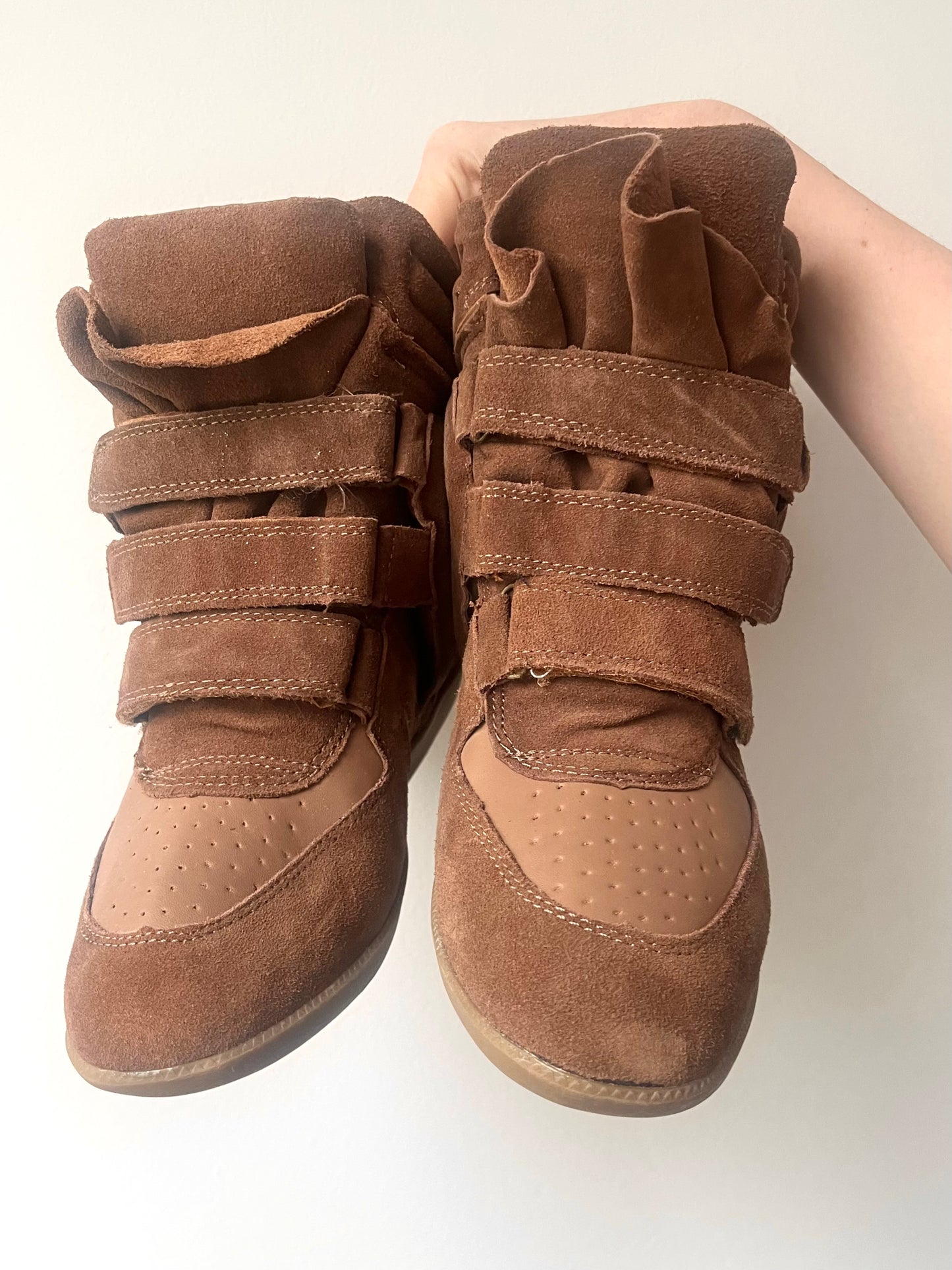 Brown wedge sneaker