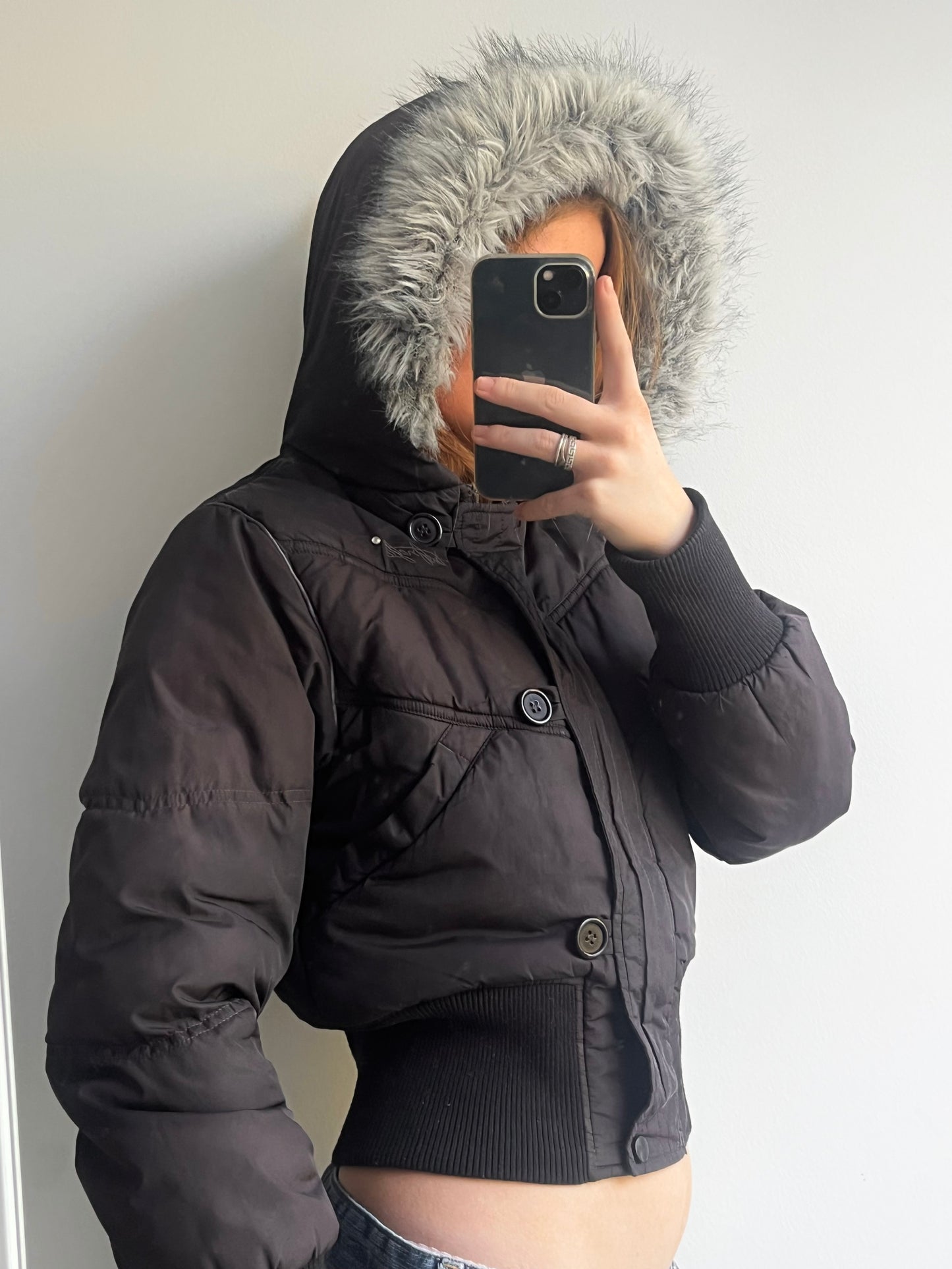 Cropped puffer #0081