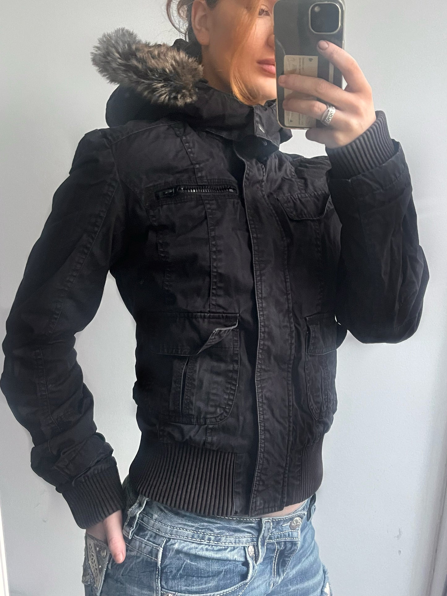 Cropped jacket with fur