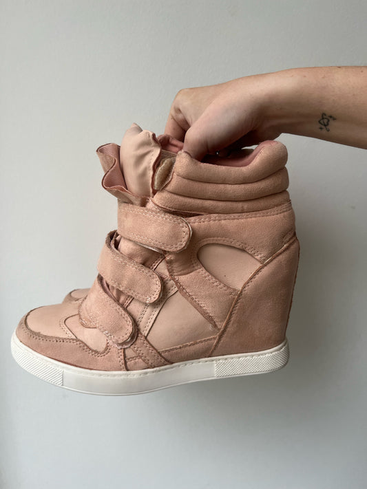 Rosé Wedge sneakers