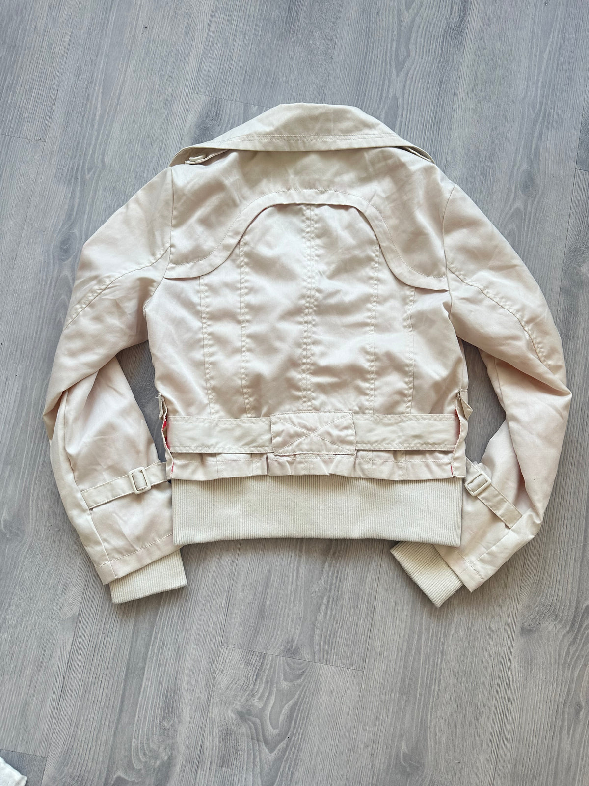Beige Vintage Belted Jacket (L)